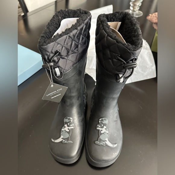 London Fog Boys Rainboots - Picture 4 of 8